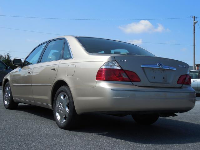 Toyota Avalon 2003 photo 2