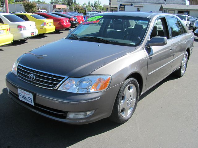 Toyota Avalon 2003 photo 1