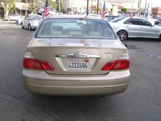 Toyota Avalon 2003 photo 3