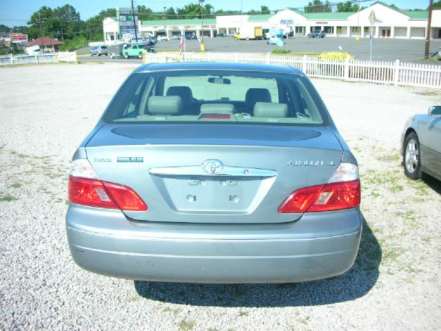 Toyota Avalon Sport 4WD Sedan