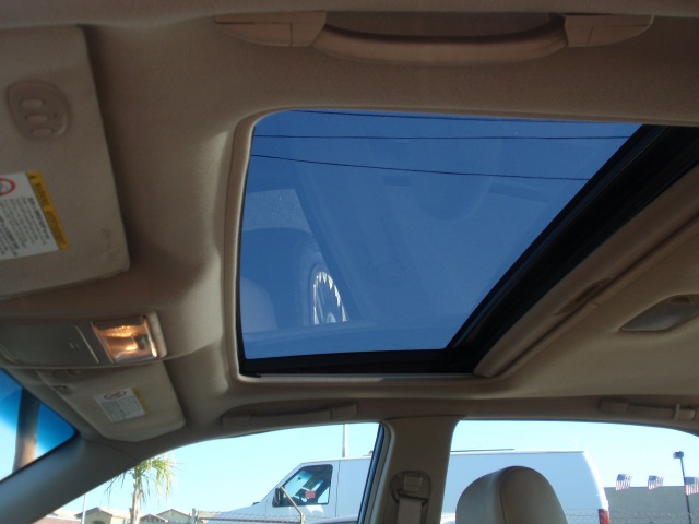 Toyota Avalon 2003 photo 2