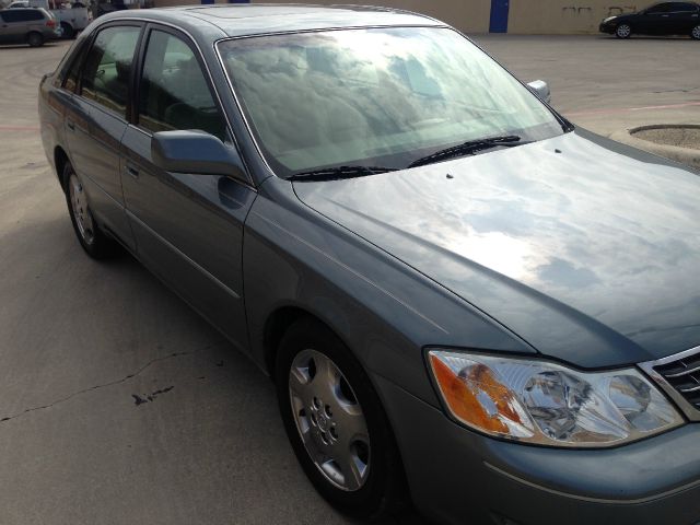 Toyota Avalon 2003 photo 3