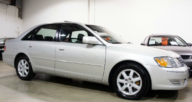 Toyota Avalon 2003 photo 1