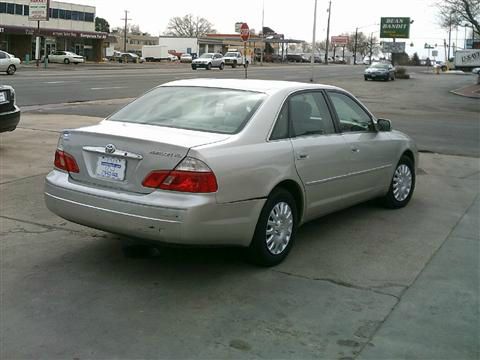 Toyota Avalon 2003 photo 2
