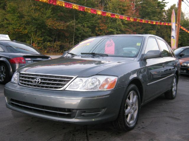 Toyota Avalon 2003 photo 1