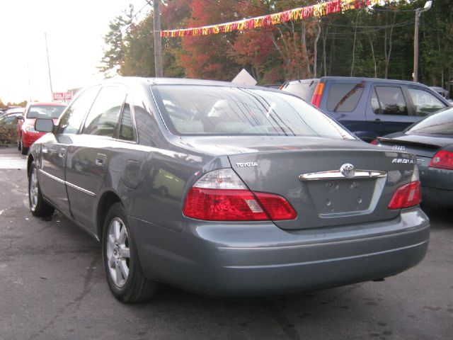 Toyota Avalon 2003 photo 2
