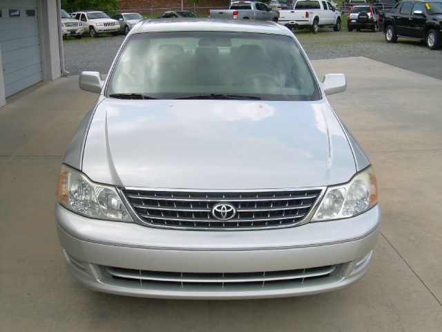 Toyota Avalon 2003 photo 1