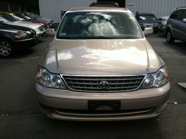 Toyota Avalon 2004 photo 2