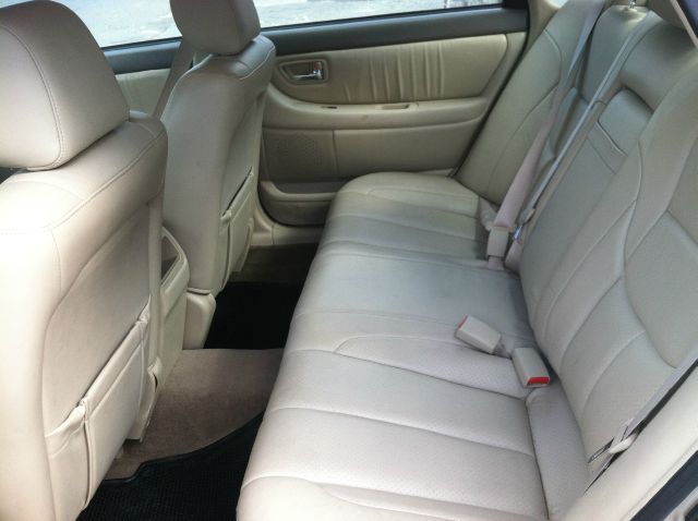 Toyota Avalon 2004 photo 3