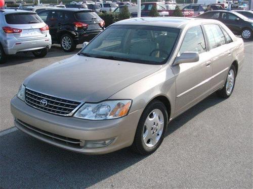 Toyota Avalon 2004 photo 2