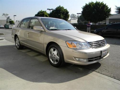 Toyota Avalon 2004 photo 1