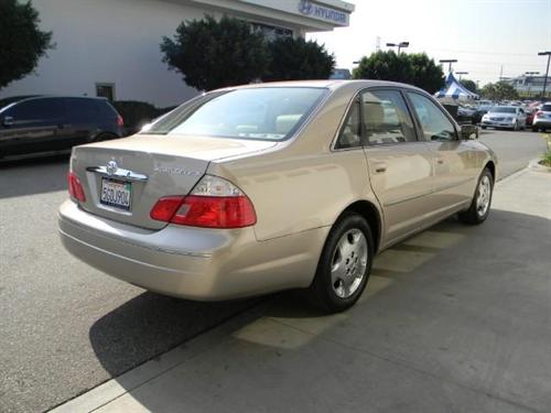 Toyota Avalon 2004 photo 4
