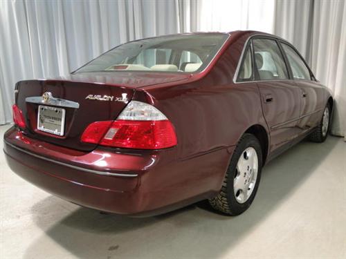 Toyota Avalon 2004 photo 3