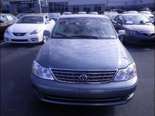 Toyota Avalon 2004 photo 1