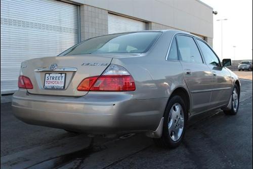 Toyota Avalon 2004 photo 3