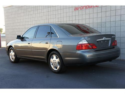 Toyota Avalon 2004 photo 3