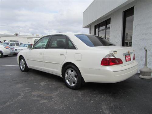Toyota Avalon 2004 photo 1