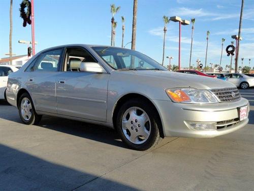 Toyota Avalon 2004 photo 1