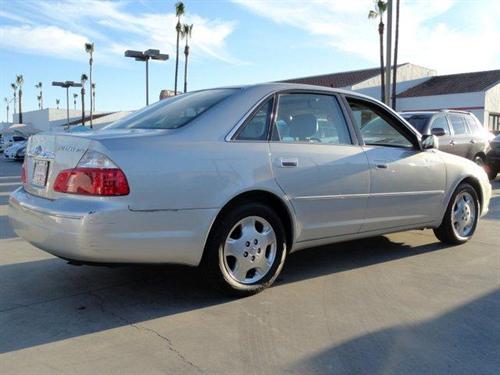 Toyota Avalon 2004 photo 2