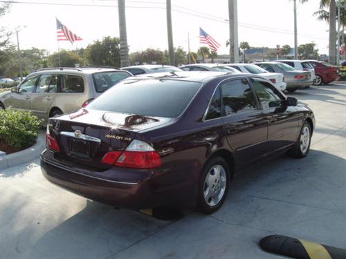 Toyota Avalon 2004 photo 4