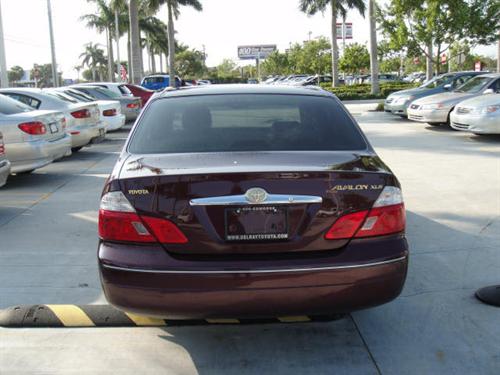 Toyota Avalon 2004 photo 5