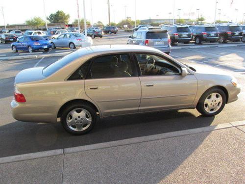 Toyota Avalon 2004 photo 3