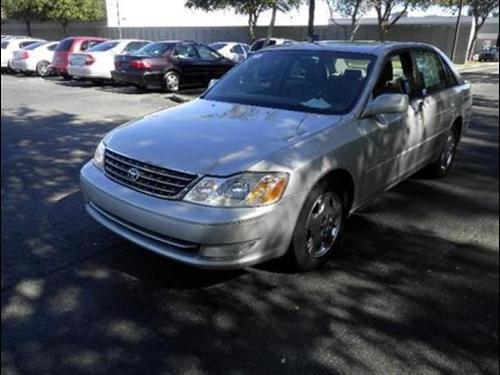 Toyota Avalon 2004 photo 2