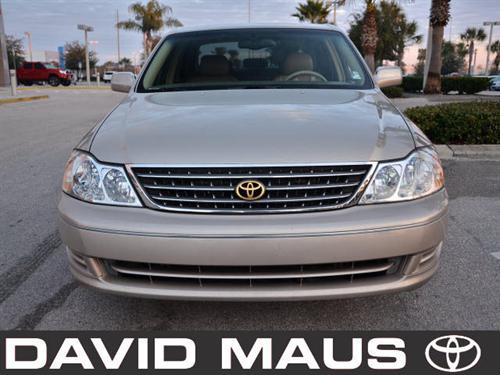 Toyota Avalon 2004 photo 2