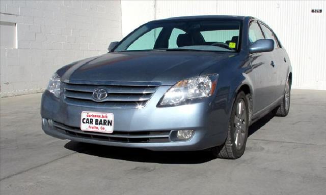 Toyota Avalon XLS Sedan