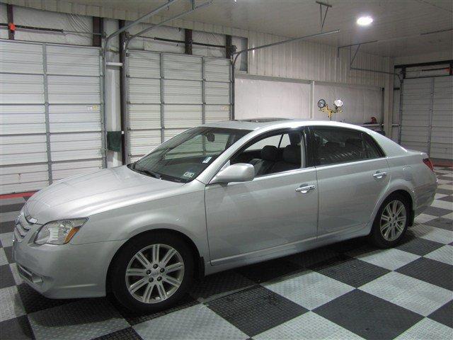 Toyota Avalon 2005 photo 2