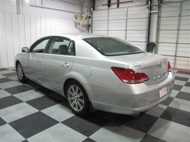Toyota Avalon 2005 photo 3