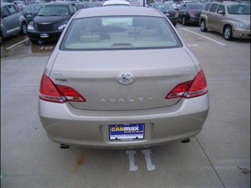 Toyota Avalon 2005 photo 5