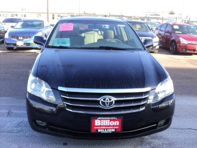 Toyota Avalon 2005 photo 1