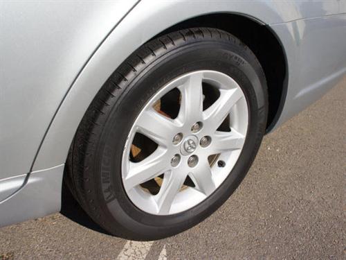 Toyota Avalon 2005 photo 1