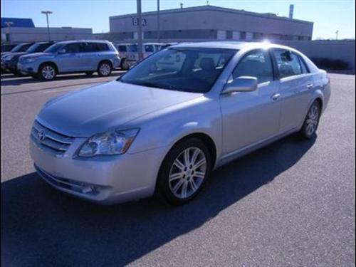 Toyota Avalon 2005 photo 2