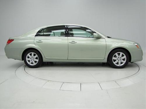 Toyota Avalon 2005 photo 5