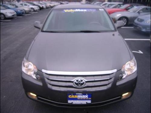 Toyota Avalon 2005 photo 1