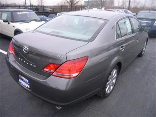 Toyota Avalon 2005 photo 4