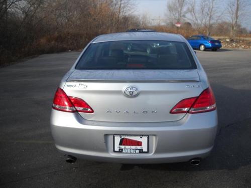 Toyota Avalon 2005 photo 3