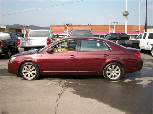 Toyota Avalon XLS Other
