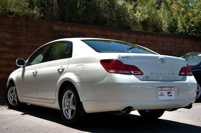 Toyota Avalon 2005 photo 4