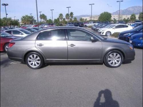 Toyota Avalon 2005 photo 3