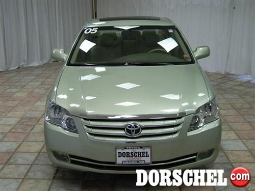 Toyota Avalon 2005 photo 1