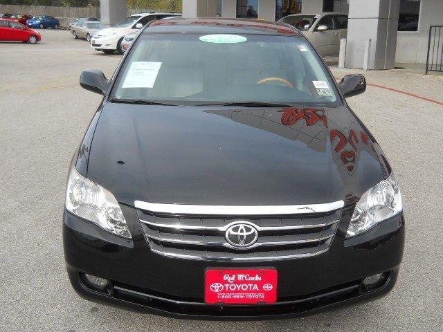 Toyota Avalon 2005 photo 1