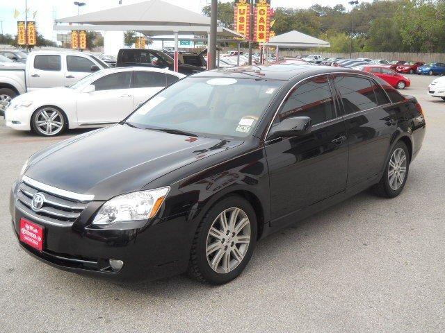 Toyota Avalon 2005 photo 2