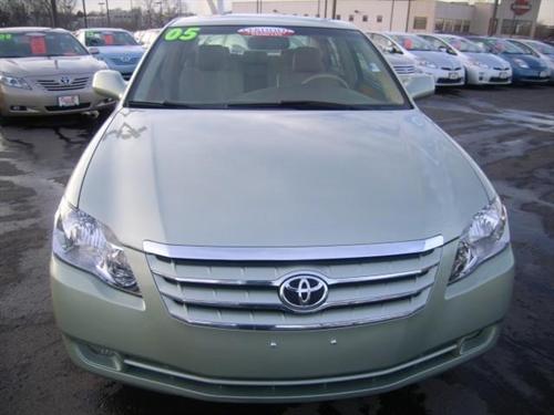 Toyota Avalon 2005 photo 1
