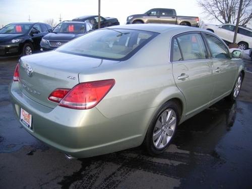 Toyota Avalon 2005 photo 3