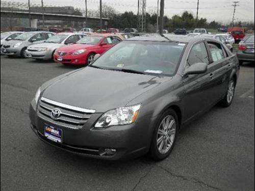 Toyota Avalon 2005 photo 2