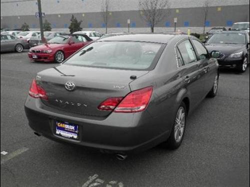 Toyota Avalon 2005 photo 4