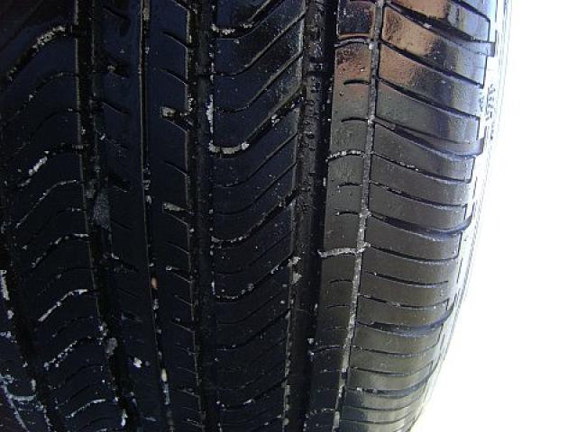 Toyota Avalon 2005 photo 2